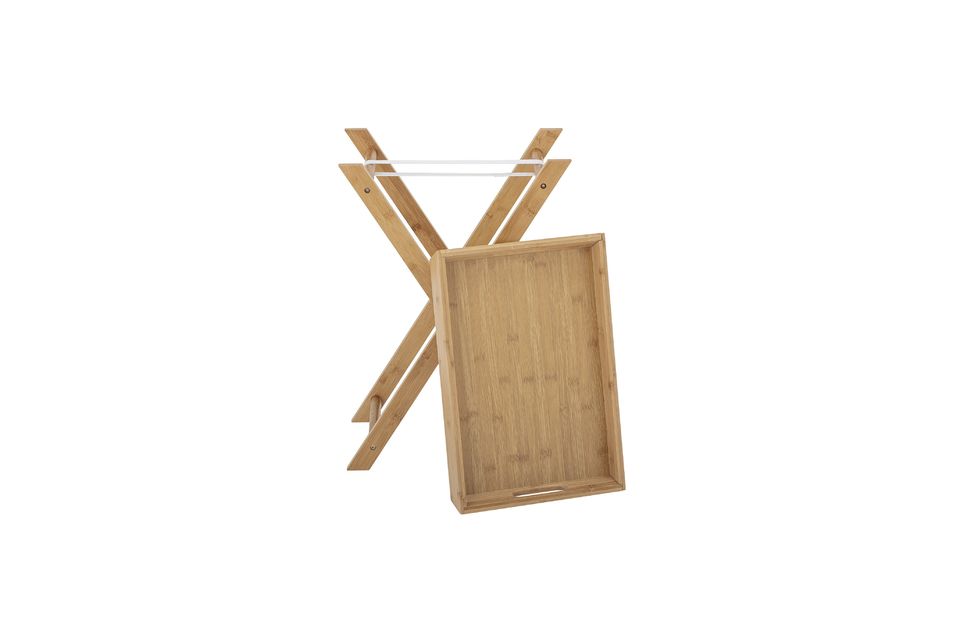 Deze bamboepoottafel heeft een zeer organisch en natuurlijk ontwerp