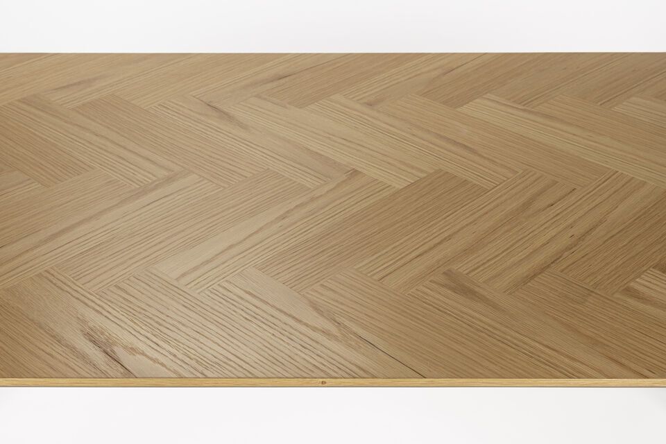 De standaardhoogte van 75 cm zorgt voor een comfortabele zit