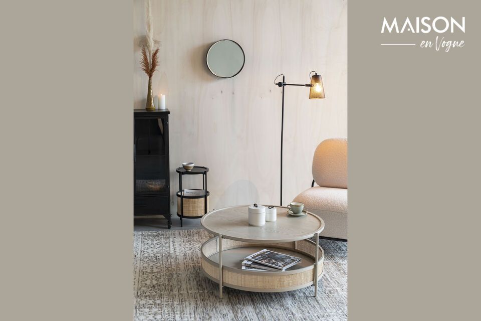 Deze salontafel is perfect als aanvulling op je woonkamer en heeft een klassiek ontwerp dat