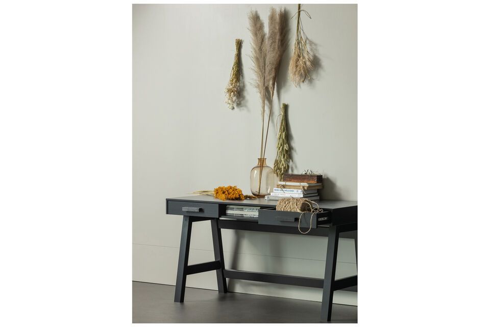 Benson zwart houten bureau, robuust en elegant