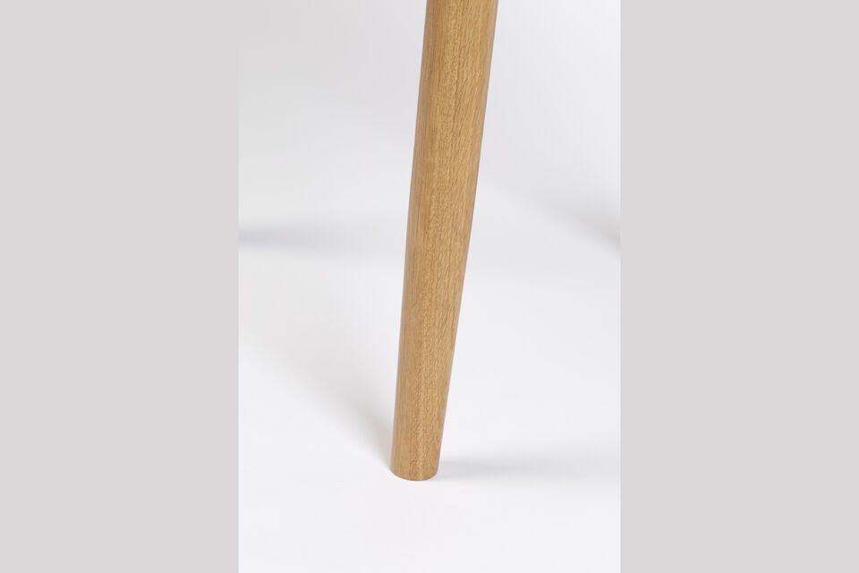 Of je hem nu gebruikt om je boeken of een lamp op te zetten of gewoon als decoratief element