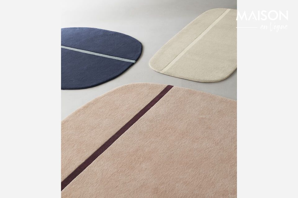 Simon Legald presenteert dit wollen tapijt dat contrasten sublimeert en speelt met vormen