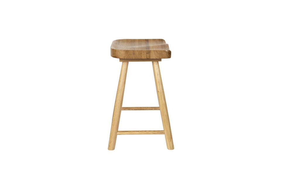 Zijn warme kleur en edele materiaal voegen een vleugje natuurlijke elegantie toe aan je interieur
