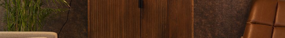 Benadrukte materialen Bruin houten ladekast Saroo