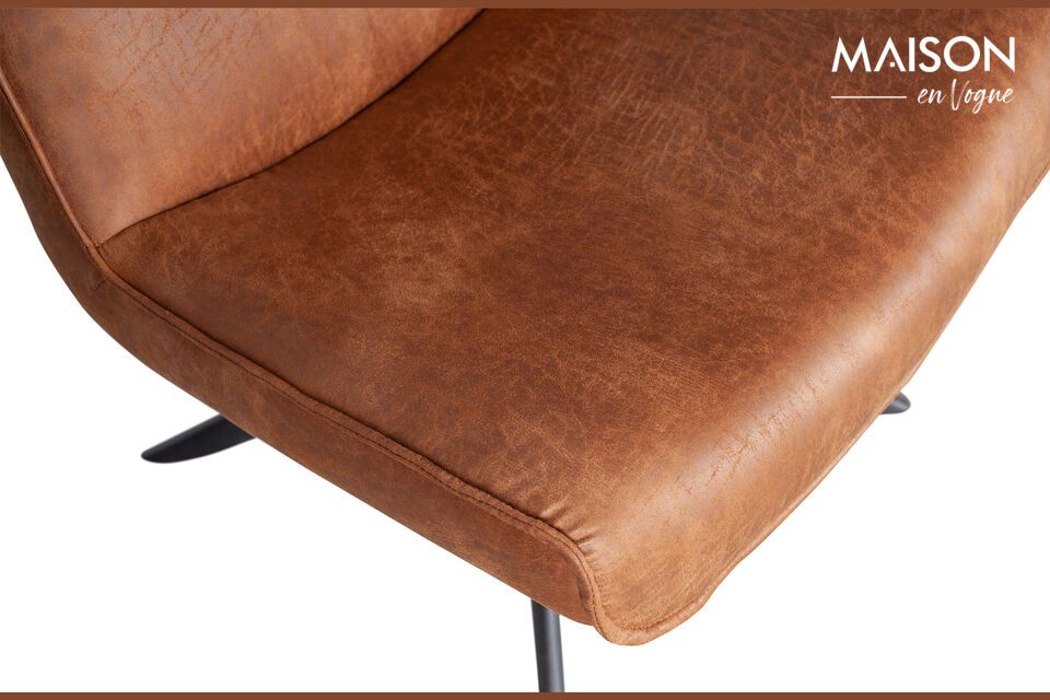 Dit meubel heeft een zithoogte van 47 cm, een zitdiepte van 49 cm en een zitbreedte van 65 cm