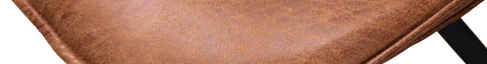 Benadrukte materialen Bruine leren fauteuil Swen