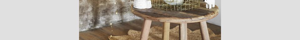 Benadrukte materialen Bruine salontafel van gerecycleerd hout Perli