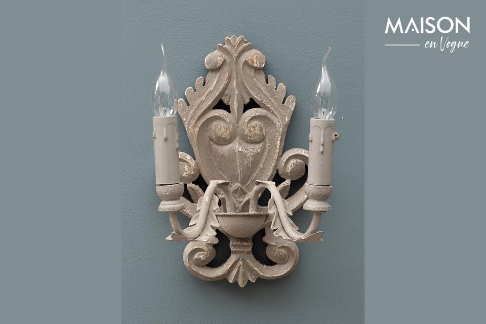 Imponeer stijl en duurzaamheid met een elegante houten wandlamp.