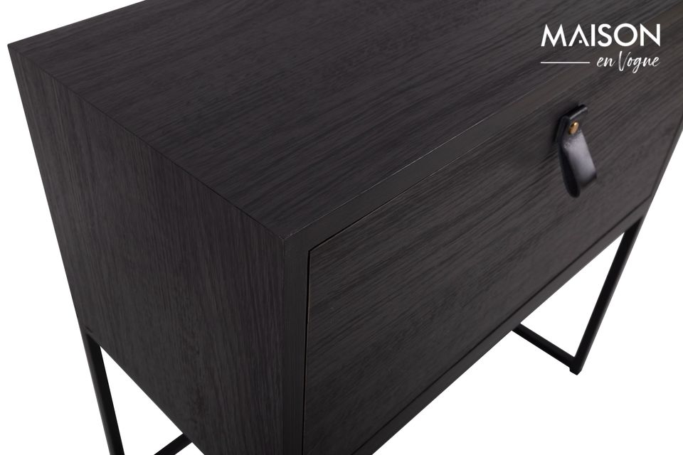 De Tokio console is sober en elegant