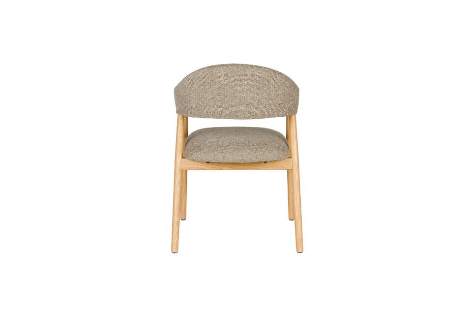 Of je hem nu combineert met een eiken eettafel of een metalen vloerlamp