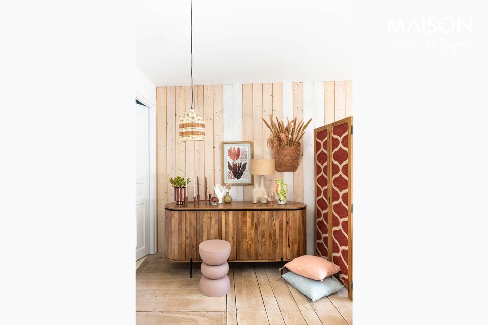 Een dressoir van mangohout: elegant en functioneel.