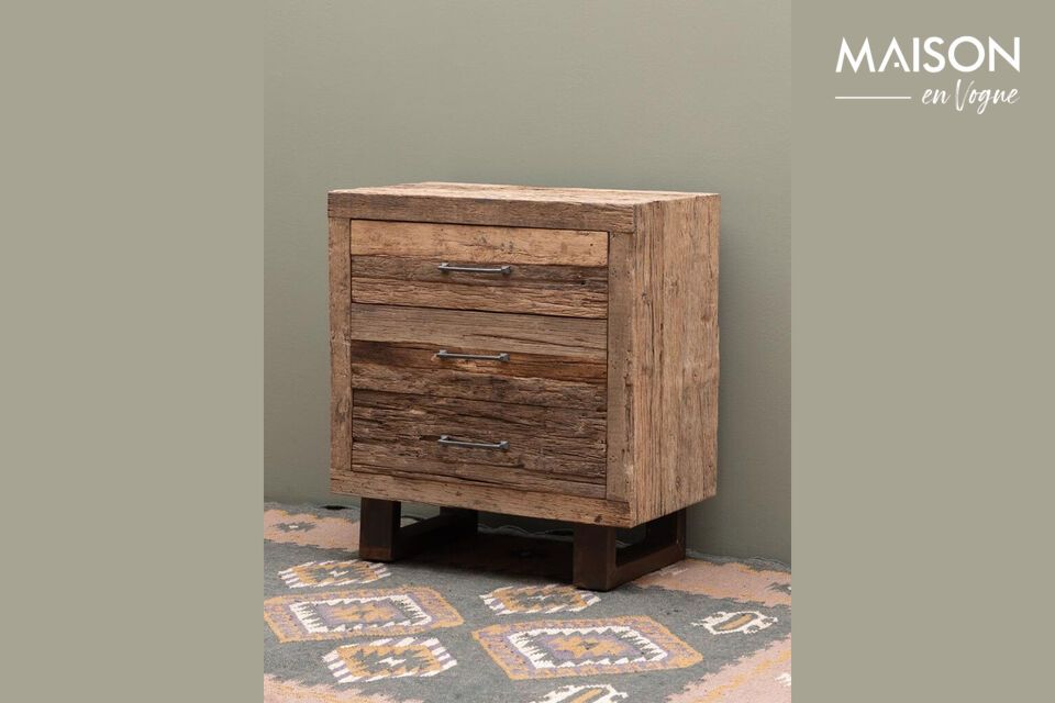 Ontdek duurzame elegantie met onze ladekast van teruggewonnen hout