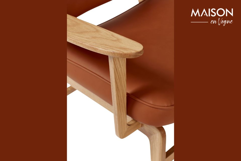 De Haze stoel is gemaakt van FSC gecertificeerd hout en is Oeko-Tex gecertificeerd