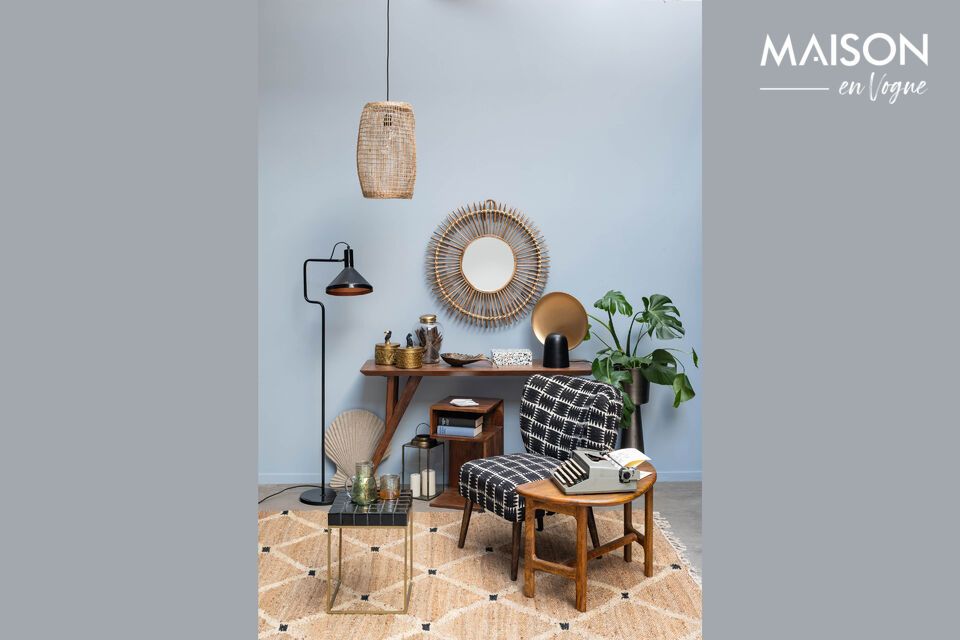 Ontdek de elegantie van de Waka Black Houten Fauteuil, een pronkstuk voor elk modern interieur