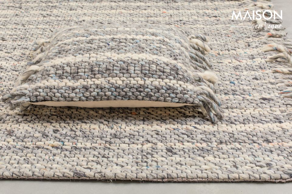 Dit model is gemaakt van wol en biedt u ook een maximum aan comfort en warmte