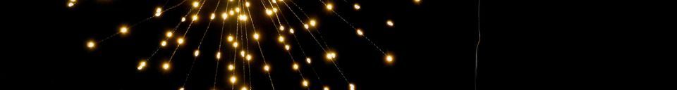 Benadrukte materialen Glinsterende ster die wordt opgehangen 30 cm