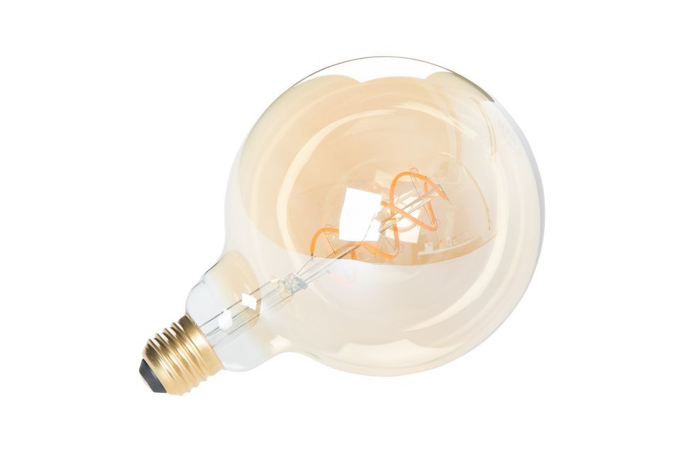 Met zijn zichtbare filamenten is de Globe gouden XL-bol een echt decoratief element