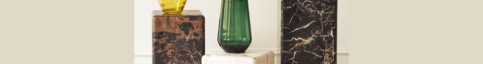 Benadrukte materialen Groene glazen vaas Long Neck
