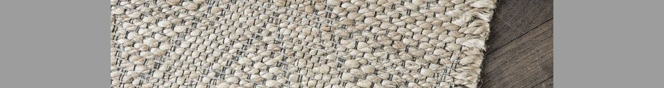 Benadrukte materialen Groot beige stoffen tapijt Mara