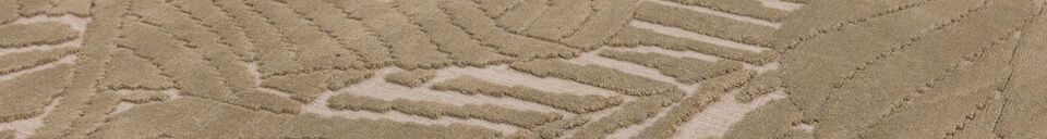Benadrukte materialen Groot stoffen tapijt plantenontwerp Naya