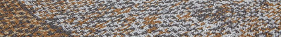 Benadrukte materialen Groot veelkleurig stoffen tapijt Cira