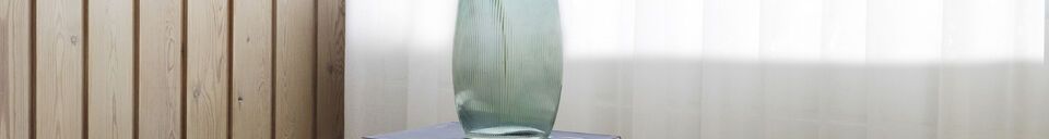 Benadrukte materialen Grote blauwe Step glazen vaas
