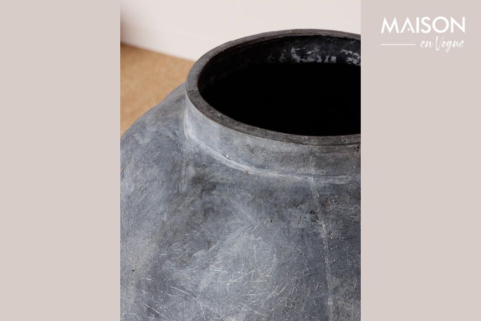 Elegante, duurzame pot voor een modern exterieur