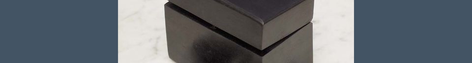 Benadrukte materialen Houten Bouhey domino doosje met messing details