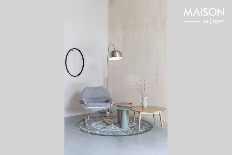 Ontdek de elegante eenvoud van onze kleine groene metalen bijzettafel