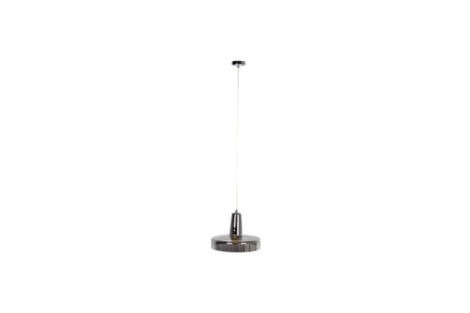 Het glazen materiaal zorgt voor een optimale lichtverspreiding en creëert een warme en
