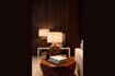 Miniatuur Lampedusa ronde bruine houten lamp 2