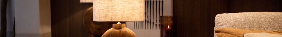 Benadrukte materialen Lampedusa ronde bruine houten lamp