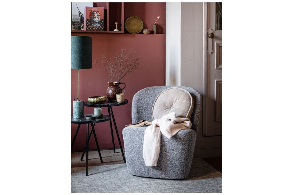 De Lofty stoel uit de vtwonen collectie is een perfecte mix van comfort en elegantie