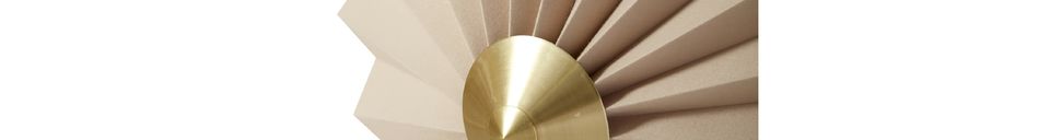 Benadrukte materialen Messing en katoenen wandlamp Pliss