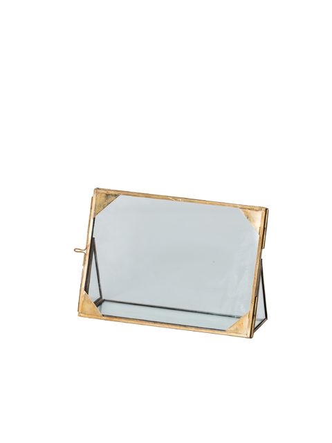 Laat je herinneringen niet meer op de bodem van een doos slapen met dit elegante glazen frame
