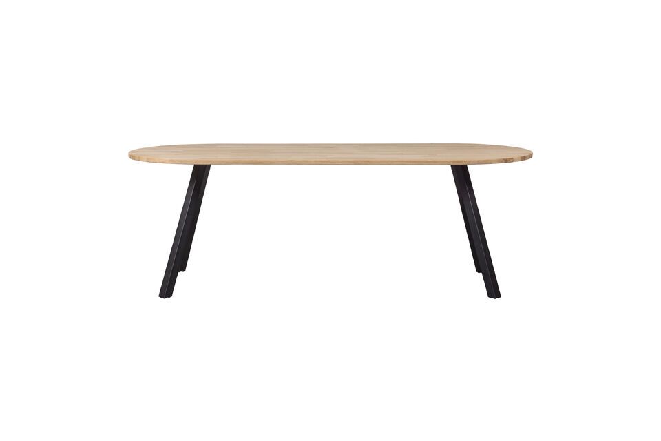De Tablo massief eiken eettafel is een perfecte keuze voor wie stijl en functionaliteit wil