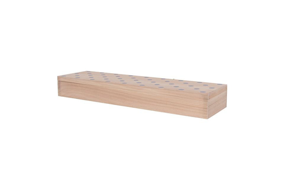 Zijn natuurlijke kleur en zijn kleine domino-vormige decoratieve stippen op het deksel maken het tot