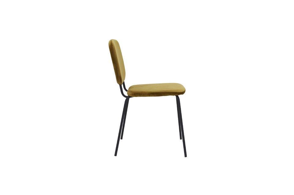 Deze stoel in zijn originele olijfkleur zal u elke dag een perfecte zithouding geven