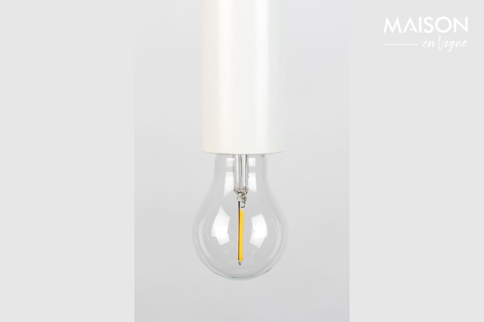 Een hanglamp die onopgemerkt wil blijven maar verleidt door zijn eenvoud