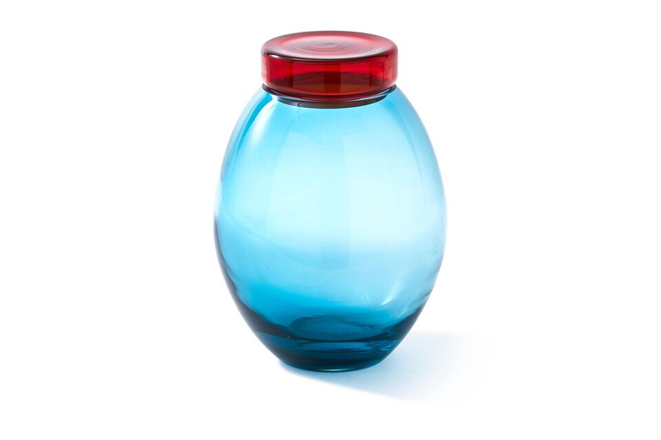 Deze potten zijn niet zomaar decoratieve objecten; ze zijn een moderne herinterpretatie van een