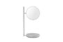 Miniatuur Spiegel op wit marmeren standaard Installatie Productfoto