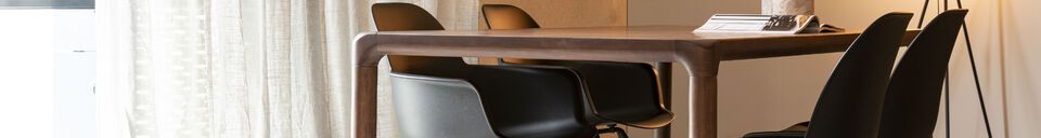 Benadrukte materialen Storm bruin houten tafel 180x90