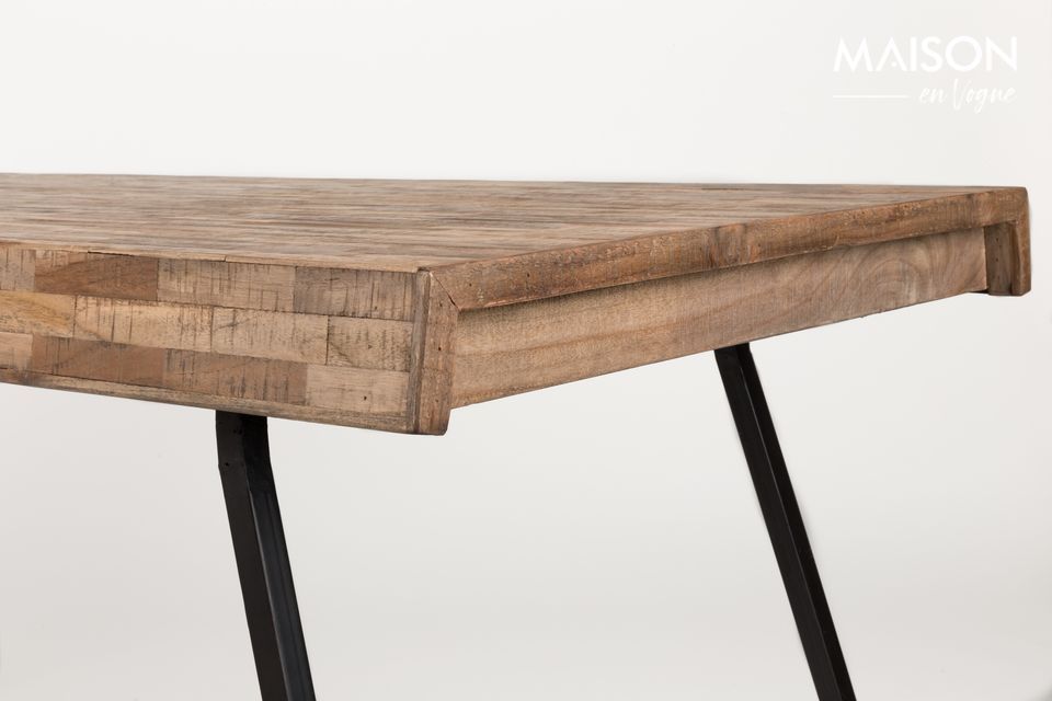 Een elegante, praktische en ecologische tafel