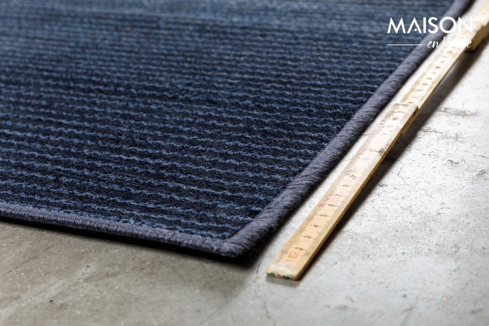 Het Obi-blauwe tapijt zorgt voor een gezellig en eigentijds interieur