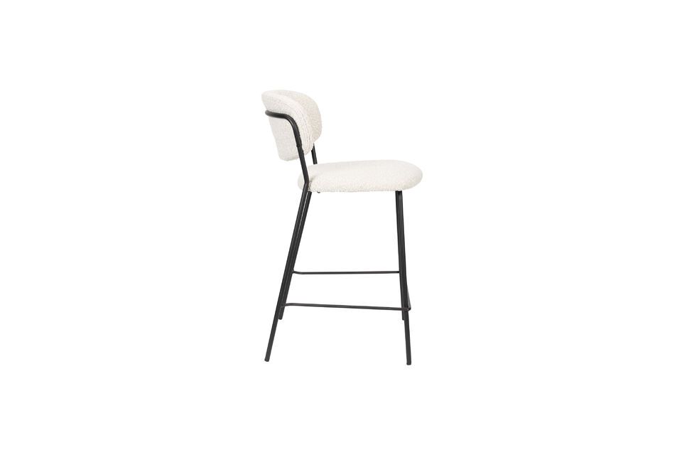 Geïnspireerd door modern design is deze stoel de perfecte aanvulling op je interieur