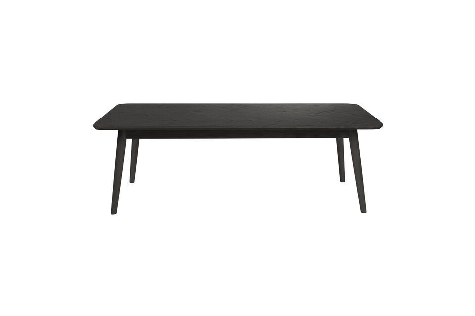 Het royale oppervlak van 120 cm lang en 60 cm breed biedt voldoende ruimte voor je tijdschriften