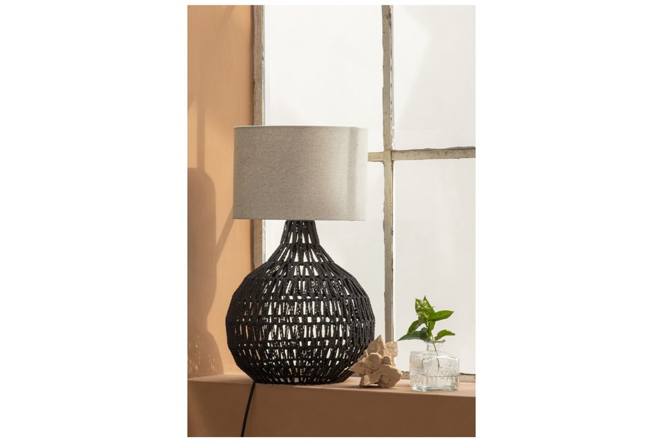 Macy zwarte rotanlamp, natuur, elegantie, moderne kunst